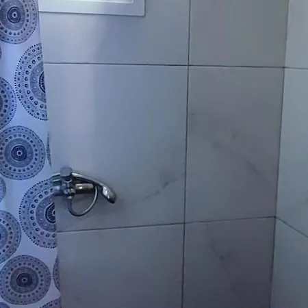 Kiki By The Beach! Vakantiehuis Kókkinon Nerón