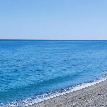 Kiki By The Beach! Vakantiehuis